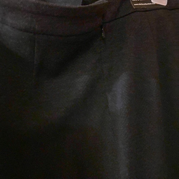 Dalia midi grey skirt size medium - NWT - Picture 4 of 7